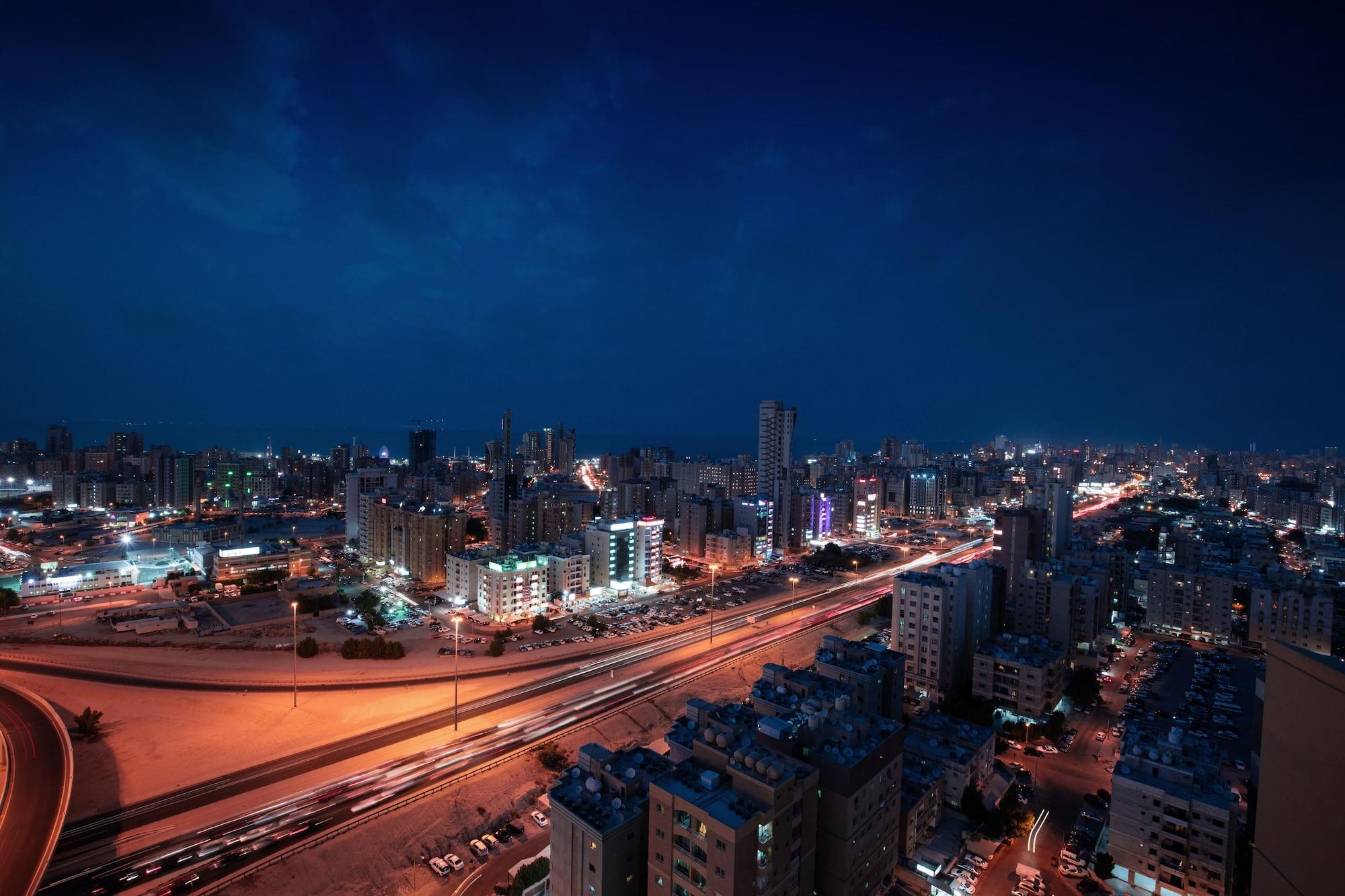 มิลเลเนียม โฮเต็ล แอนด์ คอนเวนชั่น เซ็นเตอร์ คูเวต Hotel Kuwait City ภายนอก รูปภาพ Riyadh skyline