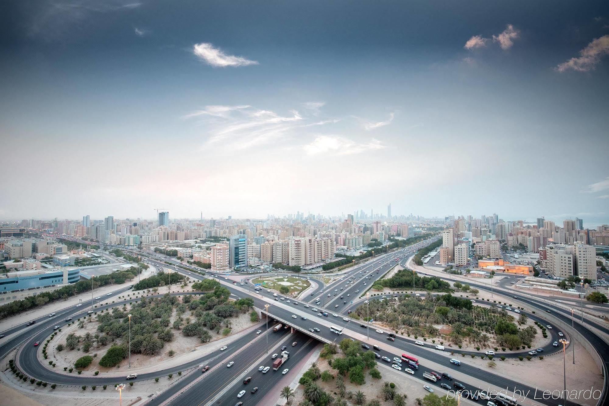 มิลเลเนียม โฮเต็ล แอนด์ คอนเวนชั่น เซ็นเตอร์ คูเวต Hotel Kuwait City ภายนอก รูปภาพ Al-Shaab
