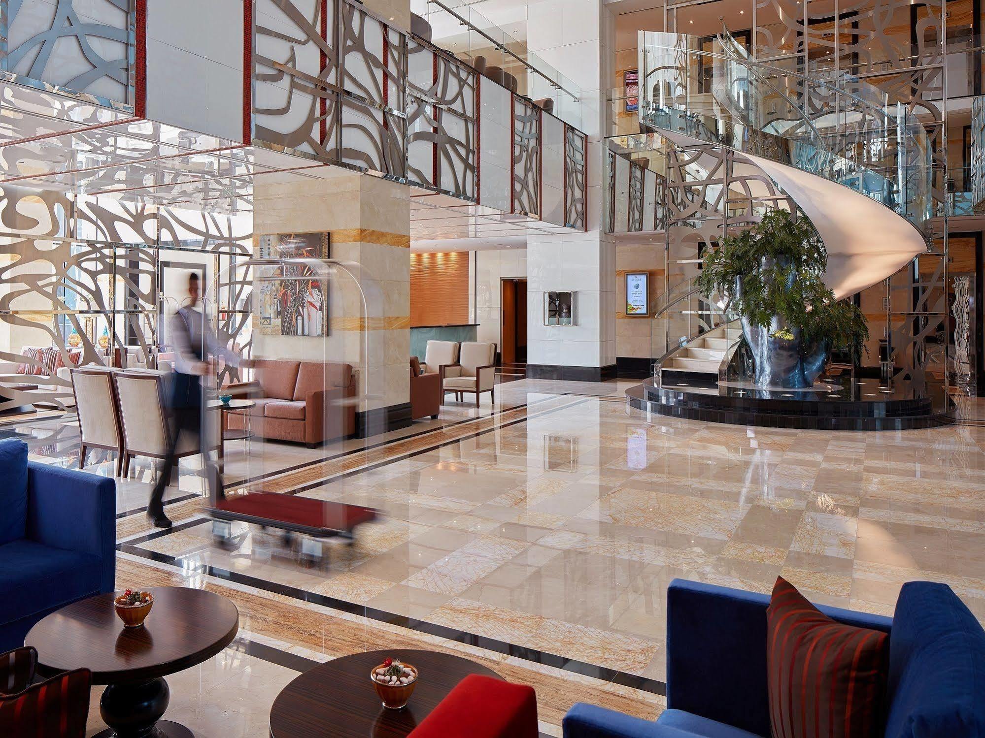 มิลเลเนียม โฮเต็ล แอนด์ คอนเวนชั่น เซ็นเตอร์ คูเวต Hotel Kuwait City ภายนอก รูปภาพ Lobby