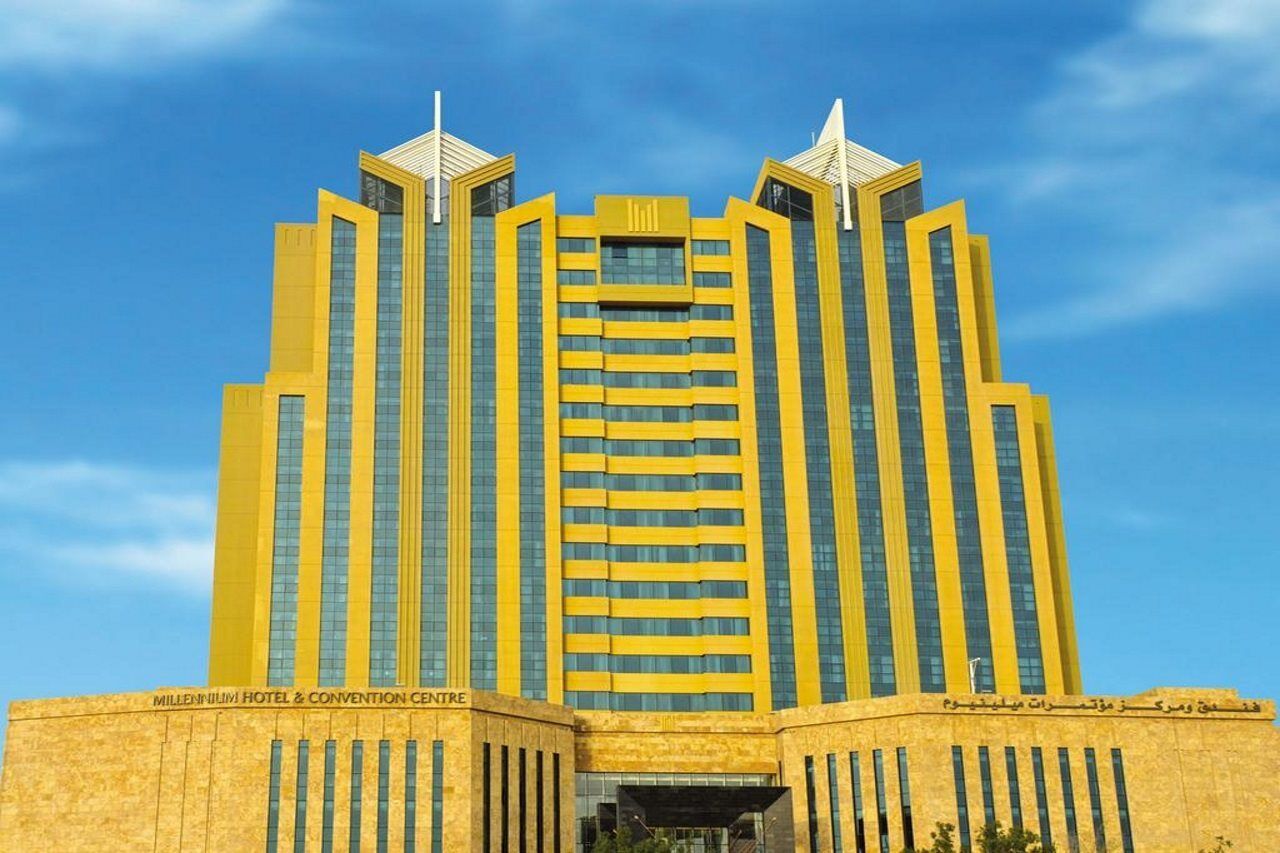 มิลเลเนียม โฮเต็ล แอนด์ คอนเวนชั่น เซ็นเตอร์ คูเวต Hotel Kuwait City ภายนอก รูปภาพ The Grand Hotel